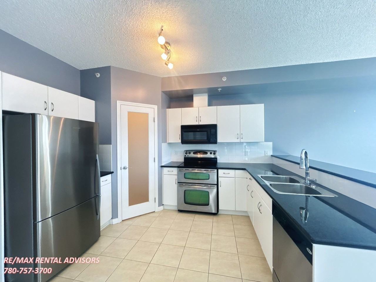 10504 99 Ave Nw - Photo 3 of 24