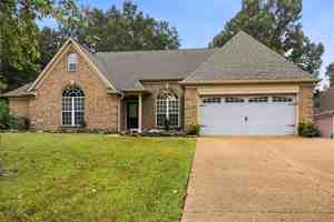 featured image of 8911 Oak Grove Blvd