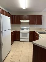 featured image of 907 Ne 15th Ln #907