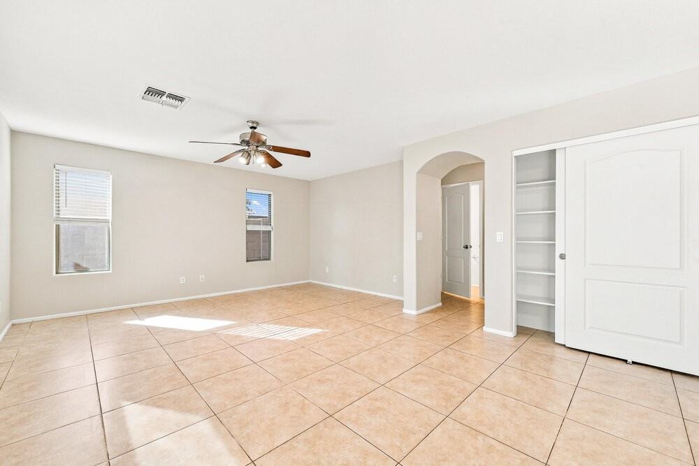 2437 W Silver Sage Ln - Photo 7 of 17