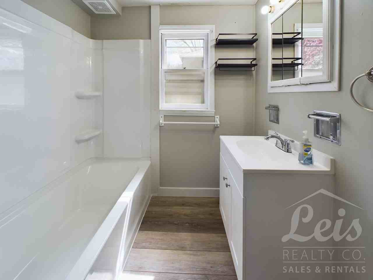 205 Main St #1 - Photo 6 of 21