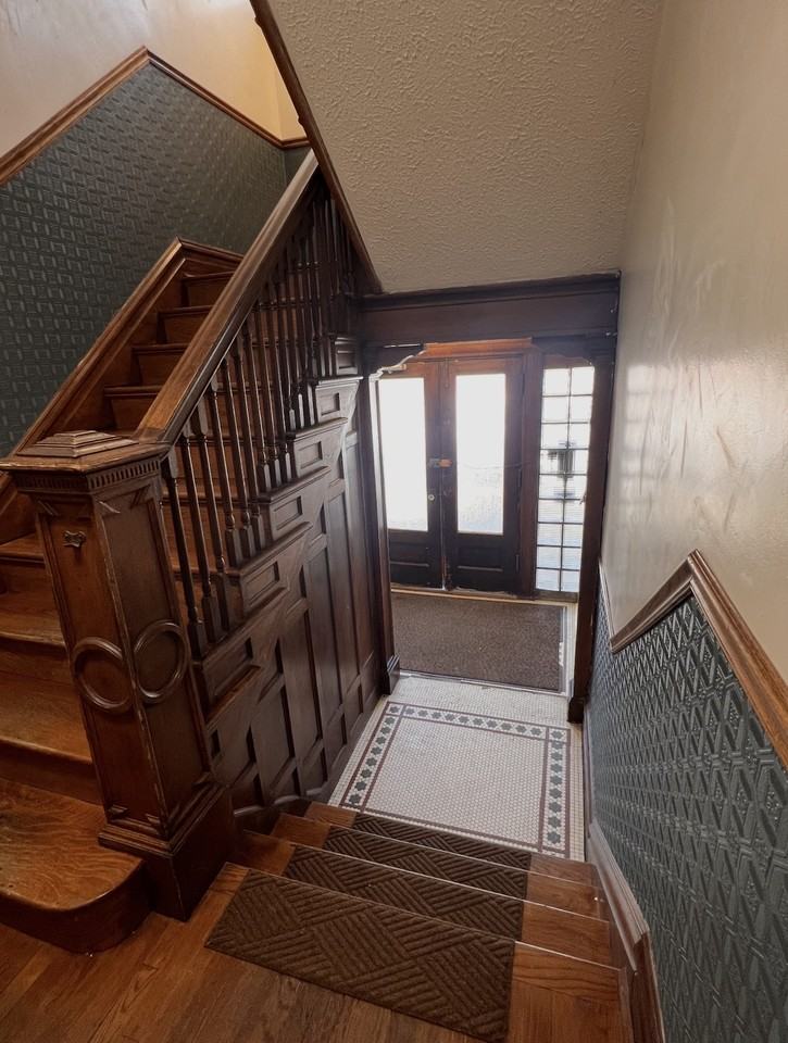 127 South Aiken Avenue #4 - Photo 5 of 18