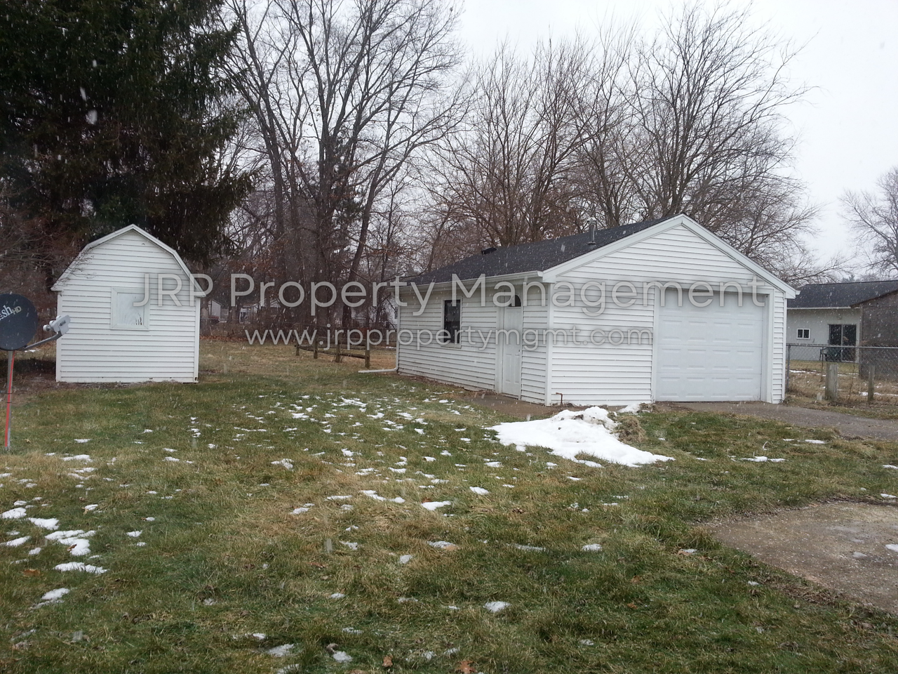 551 7th St #1 - Photo 2 of 8