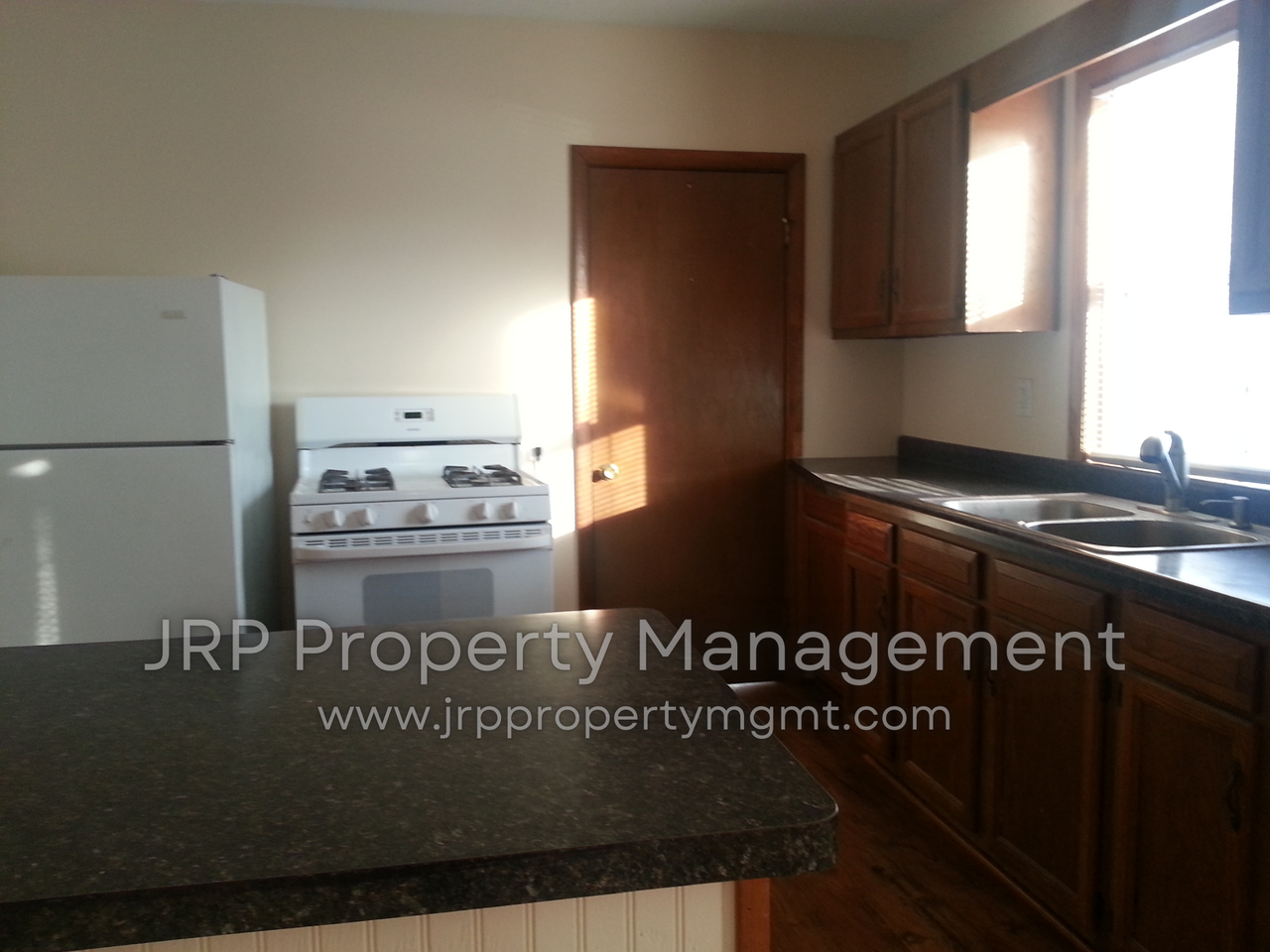 551 7th St #1 - Photo 7 of 8