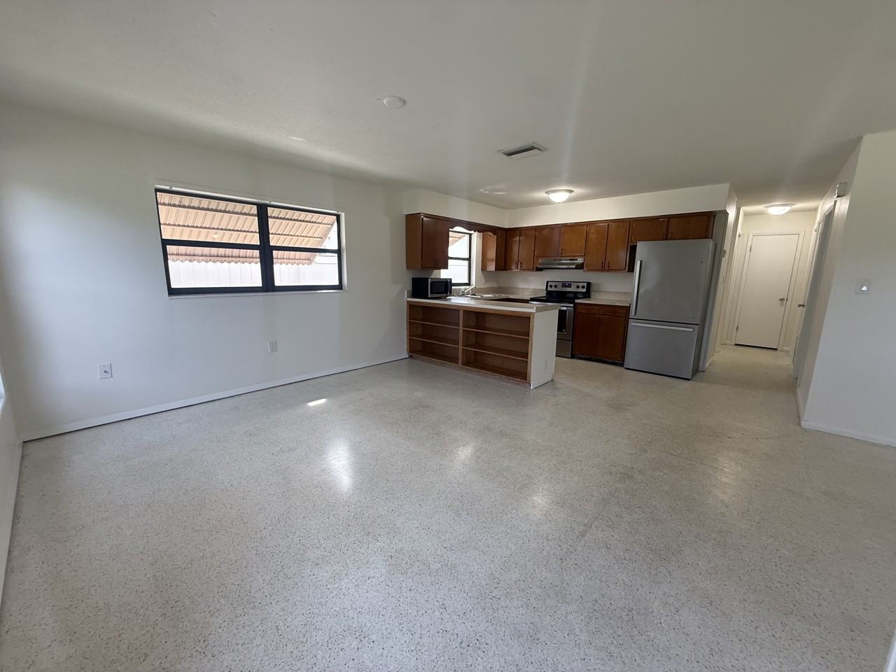1301 N Sinclair Ave #1 - Photo 2 of 11