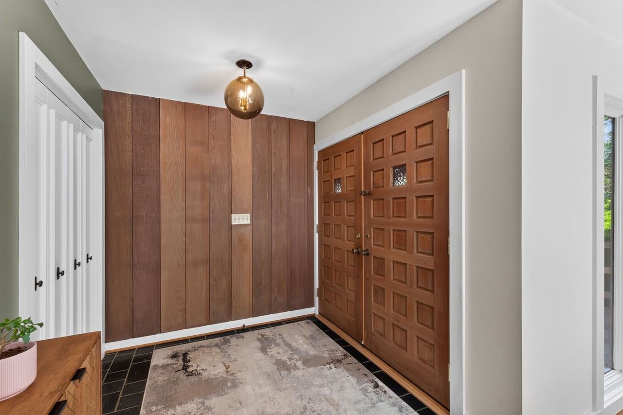 1211 Scottland Ter #1 - Photo 4 of 50