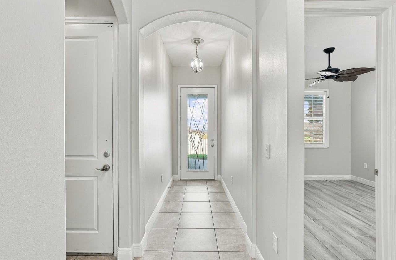 7625 Wyndham Dr #1 - Photo 4 of 50
