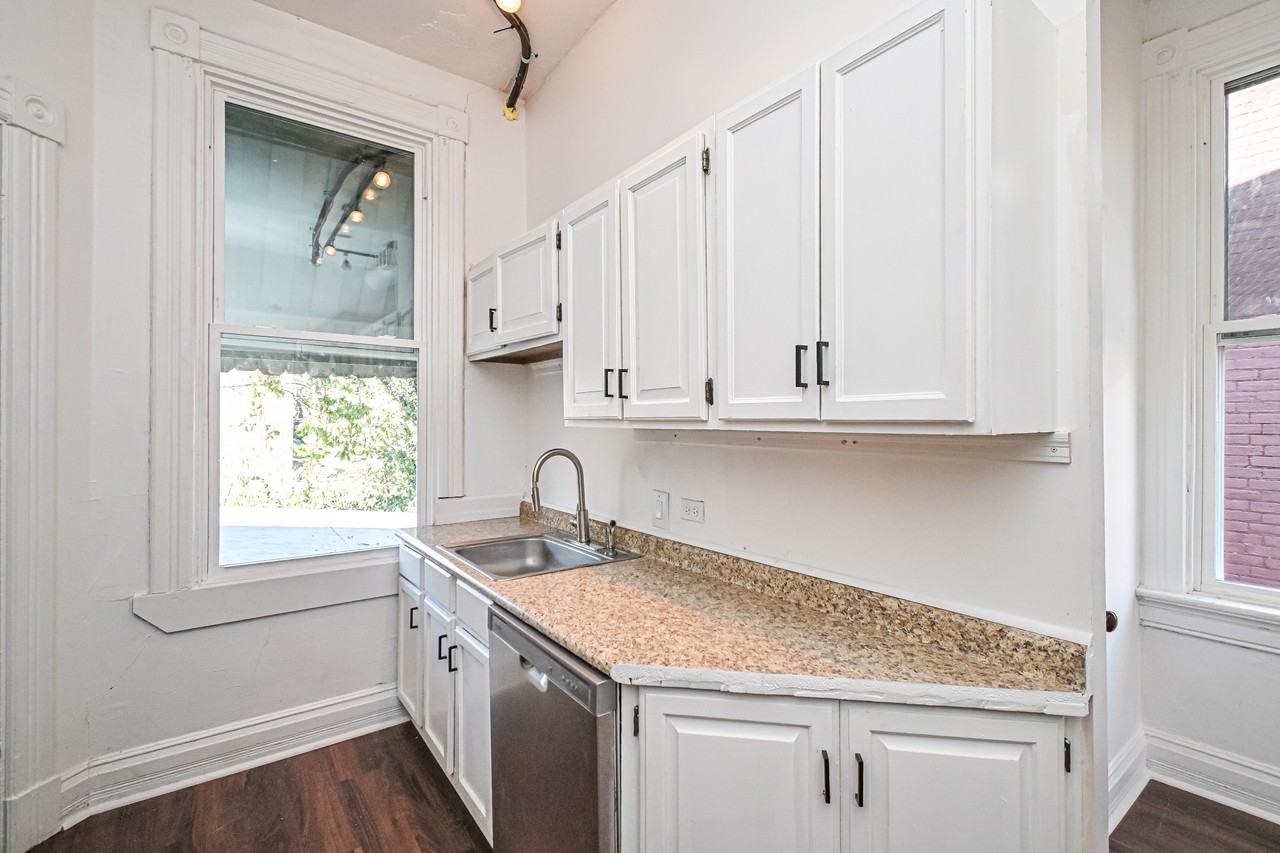 2909 Vaughn St #2911-2 - Photo 4 of 23