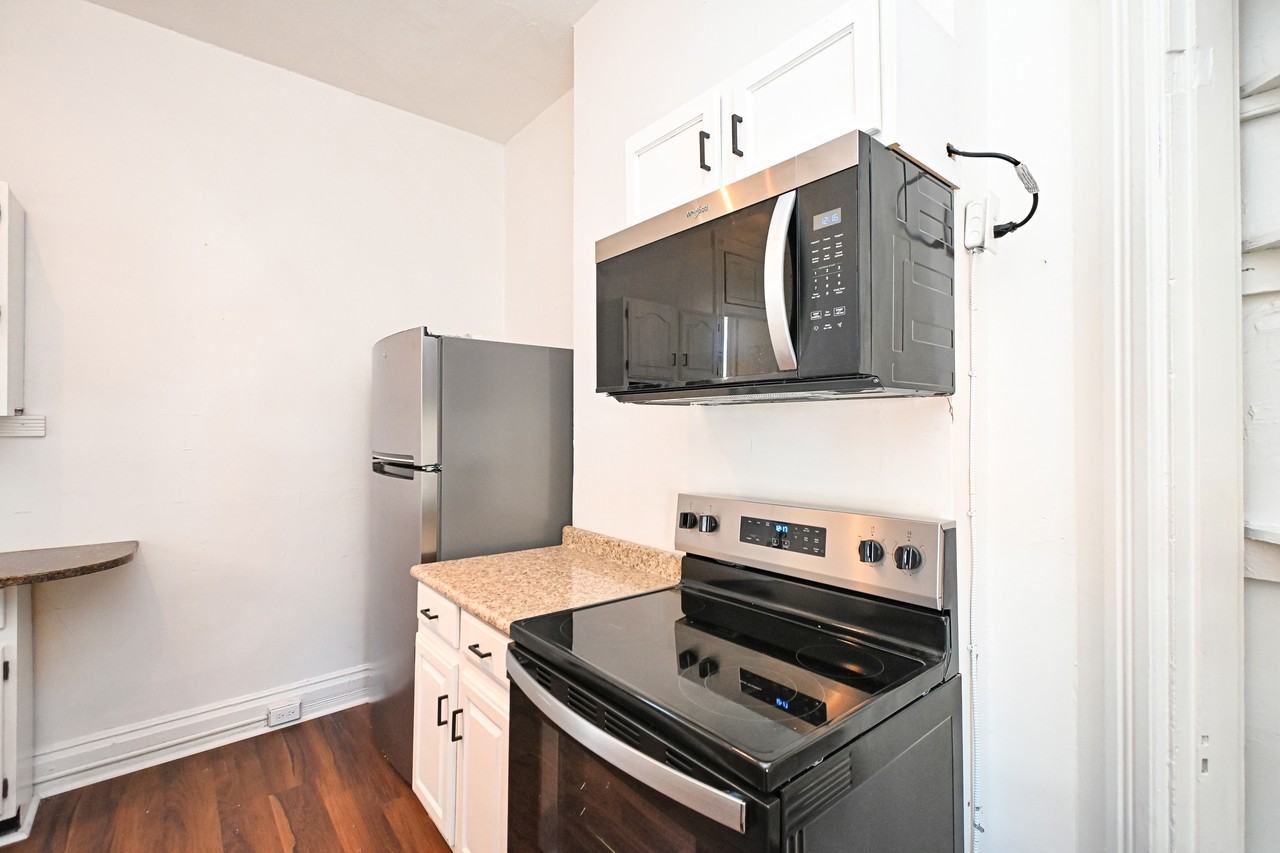 2909 Vaughn St #2911-2 - Photo 5 of 23