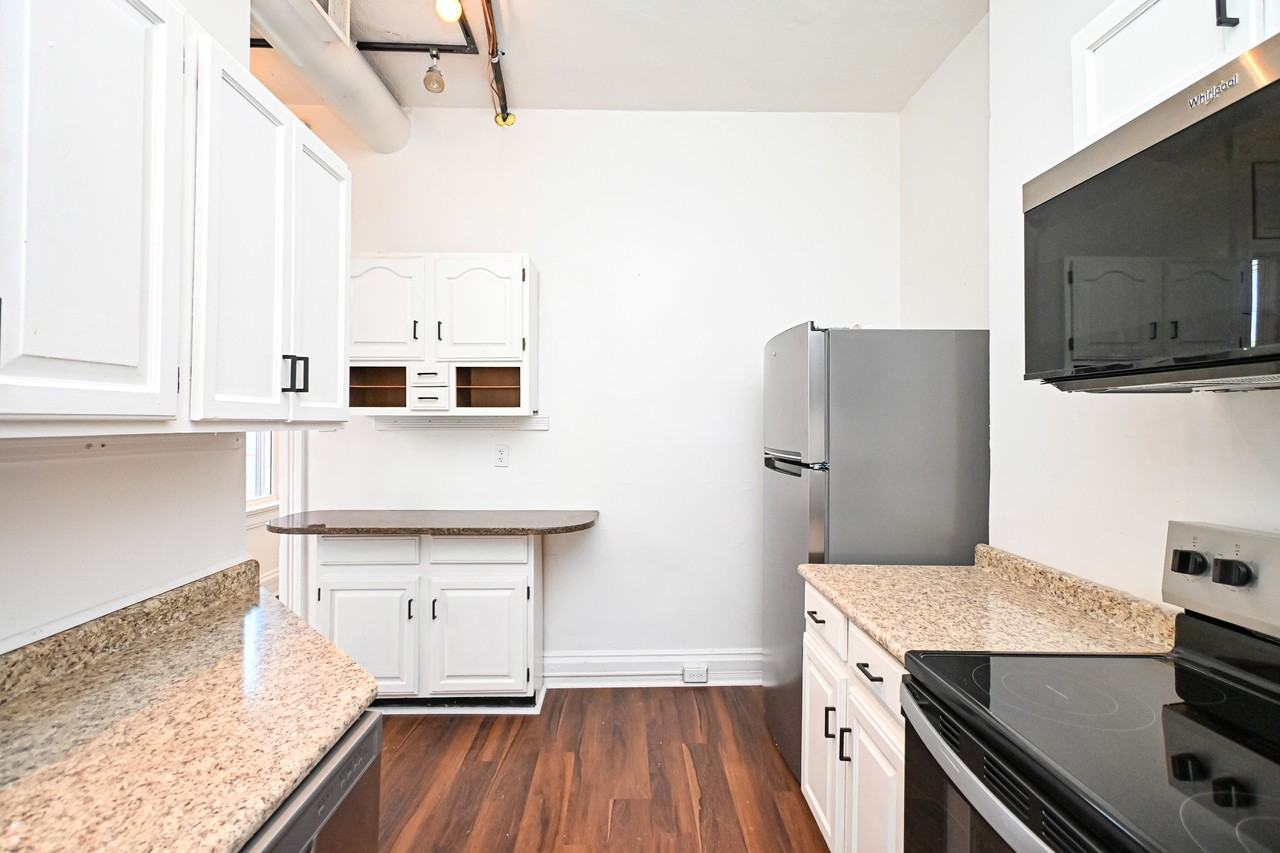 2909 Vaughn St #2911-2 - Photo 6 of 23
