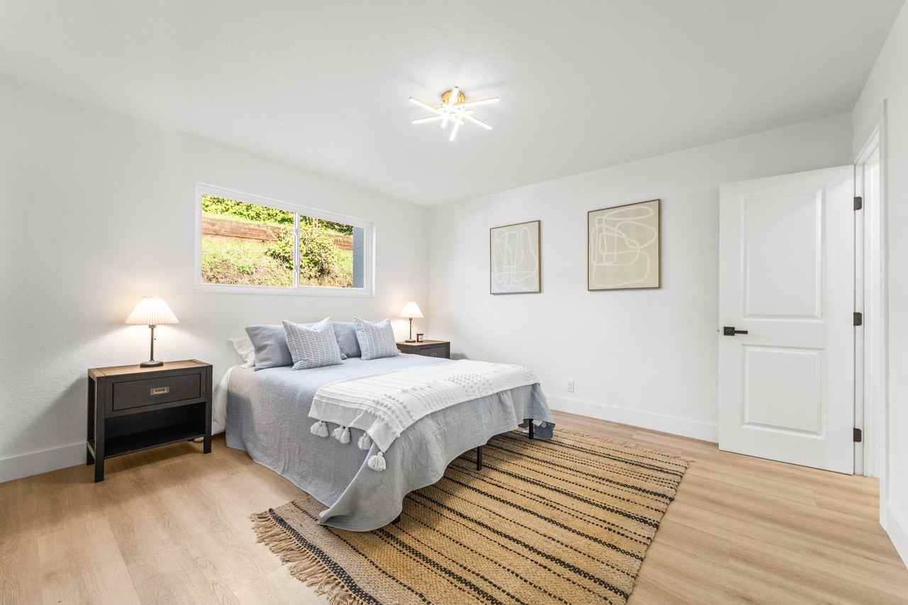1334 7th St - Photo 5 of 50