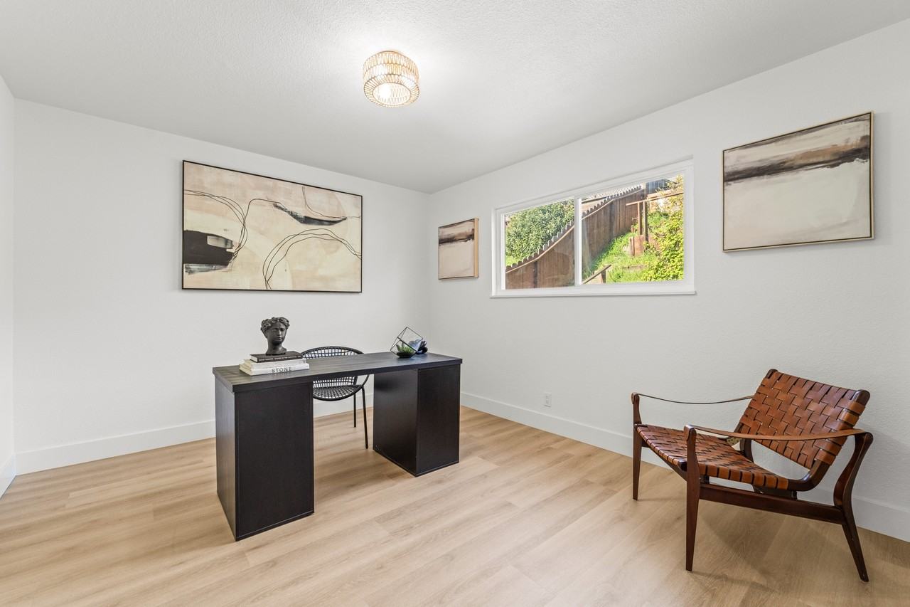 1334 7th St - Photo 6 of 50