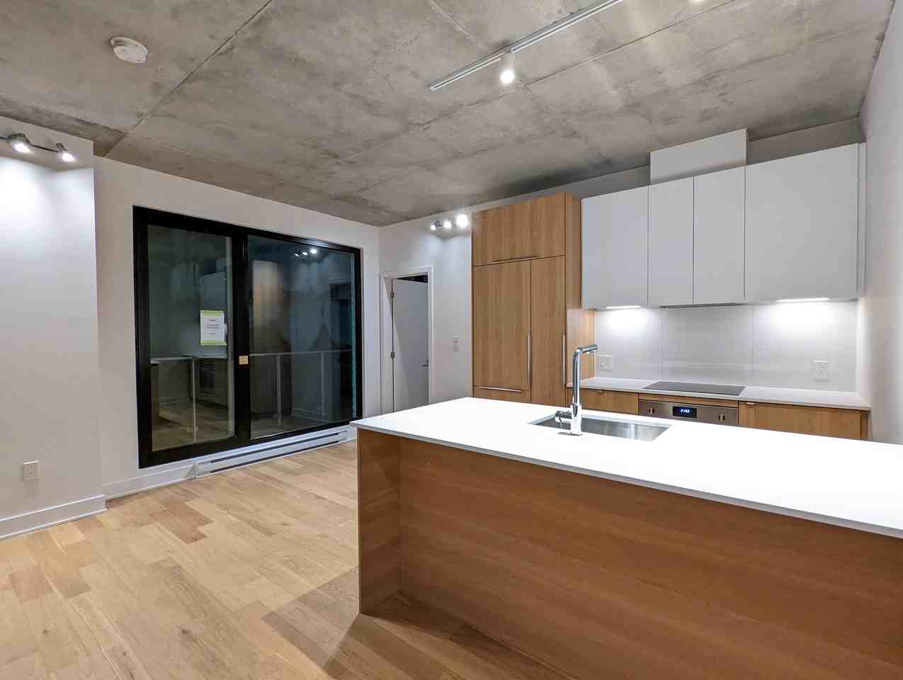 2120 Rue Sainte-Catherine Est - Photo 3 of 15