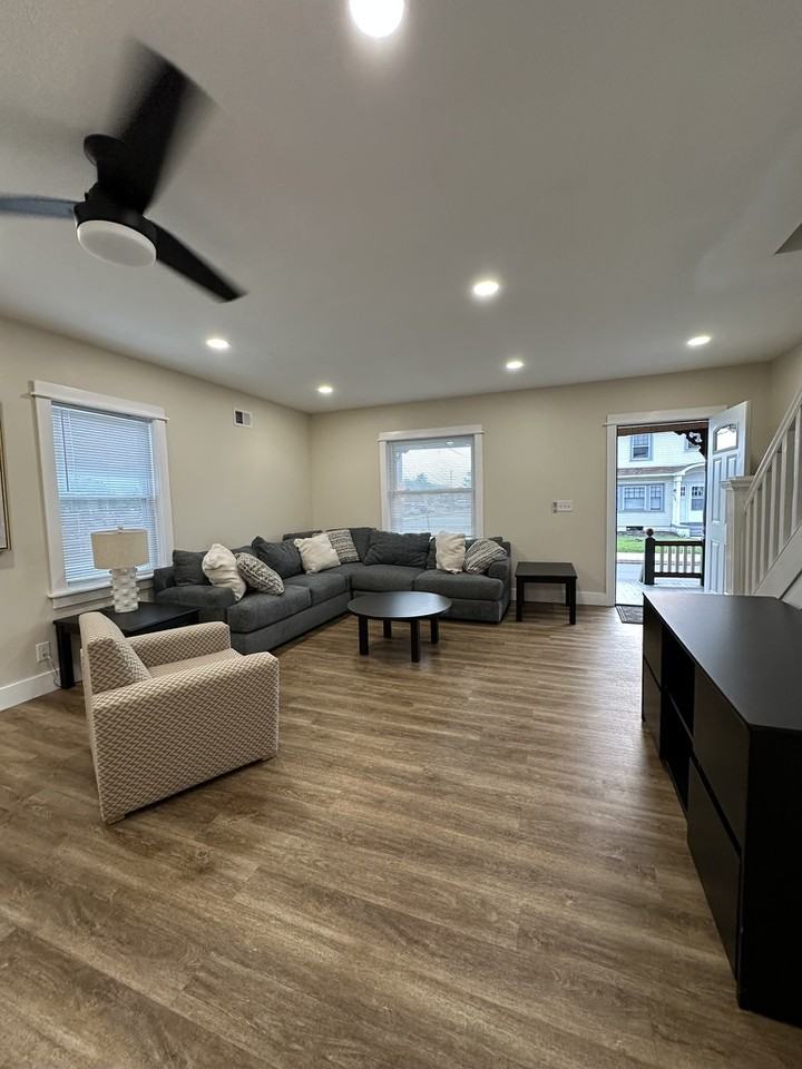 322 Susquehanna St #1 - Photo 5 of 28
