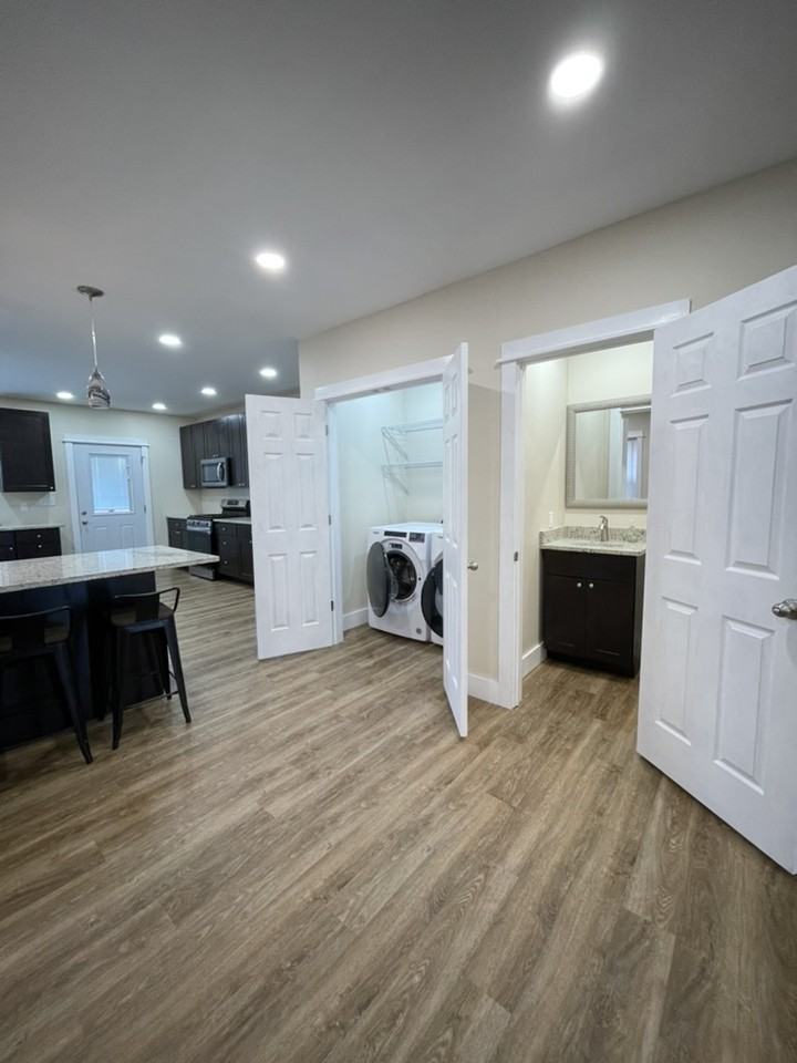 324 Susquehanna St #1 - Photo 4 of 32