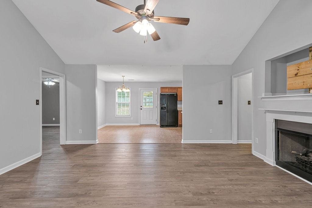 104 Elbert Way #1 - Photo 5 of 30