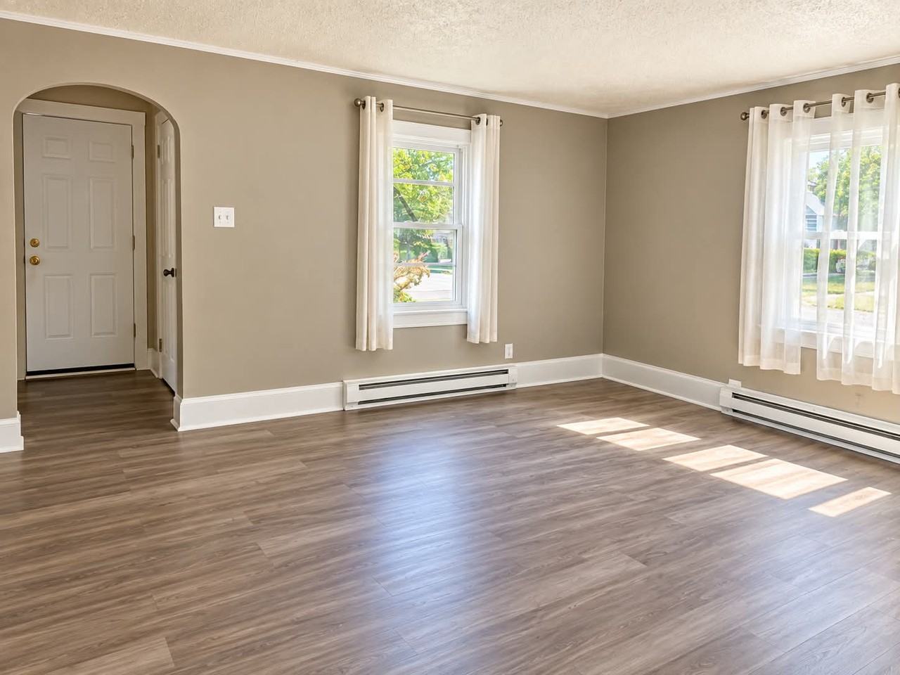425 Truitt St #1 - Photo 5 of 19