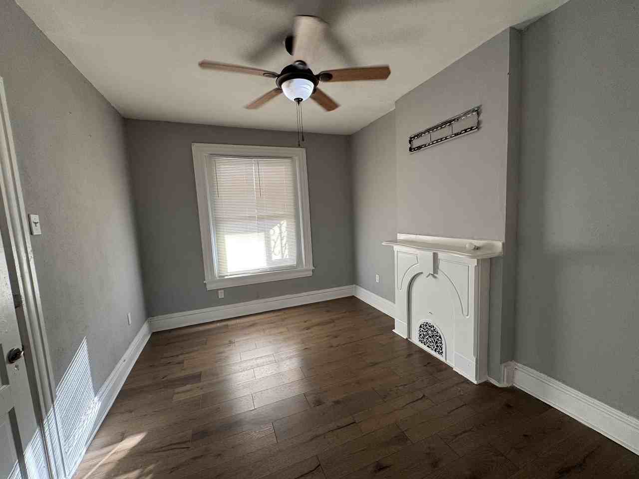 1671 Margaret St #1 - Photo 7 of 10