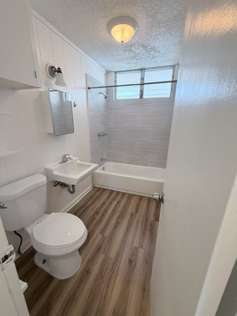 1653 Pensacola St #4 - Photo 4 of 16