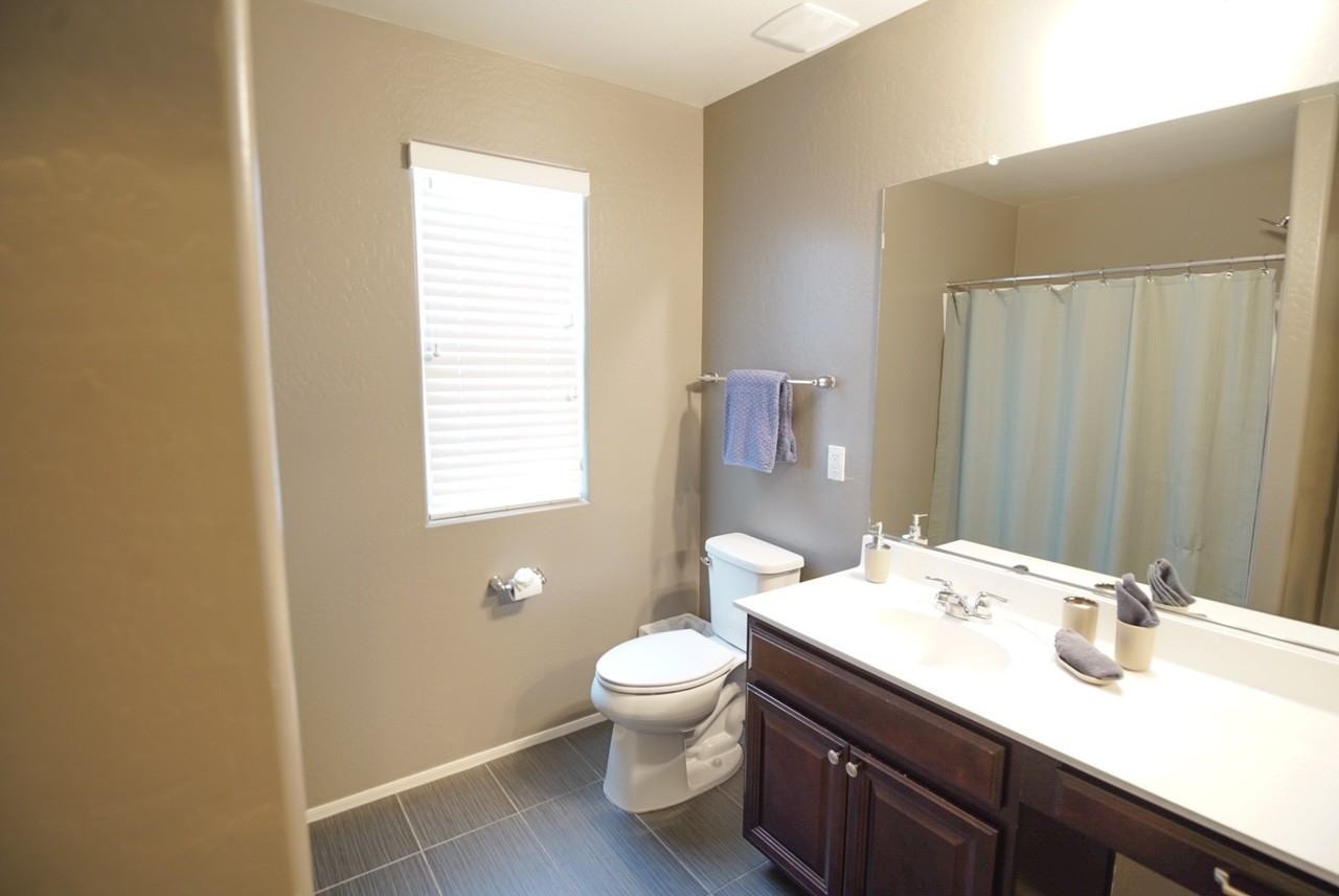 896 S Pheasant Dr #1 - Photo 7 of 10