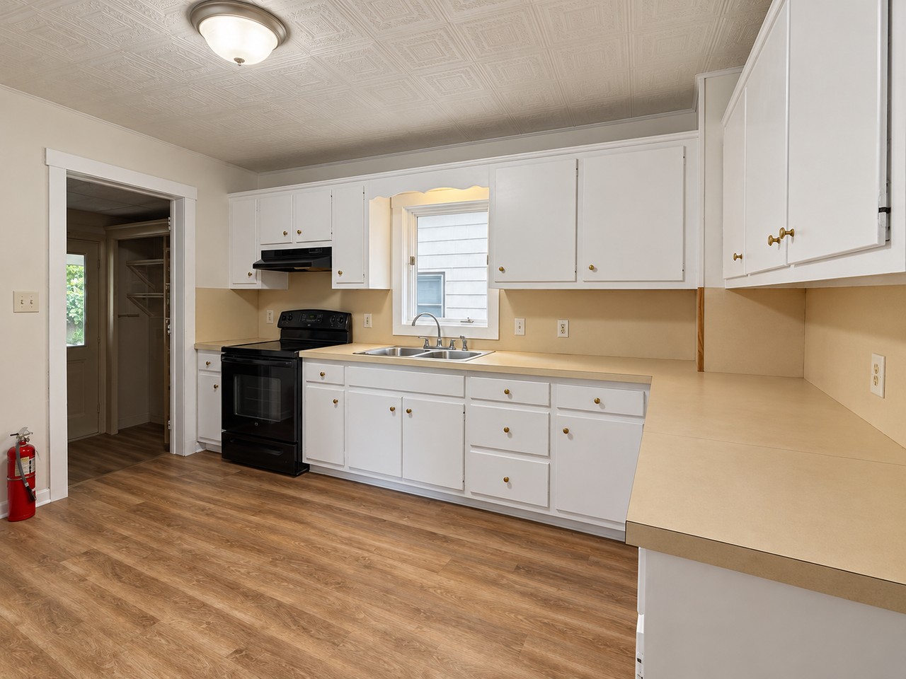 2943 N Old Trl - Photo 5 of 10