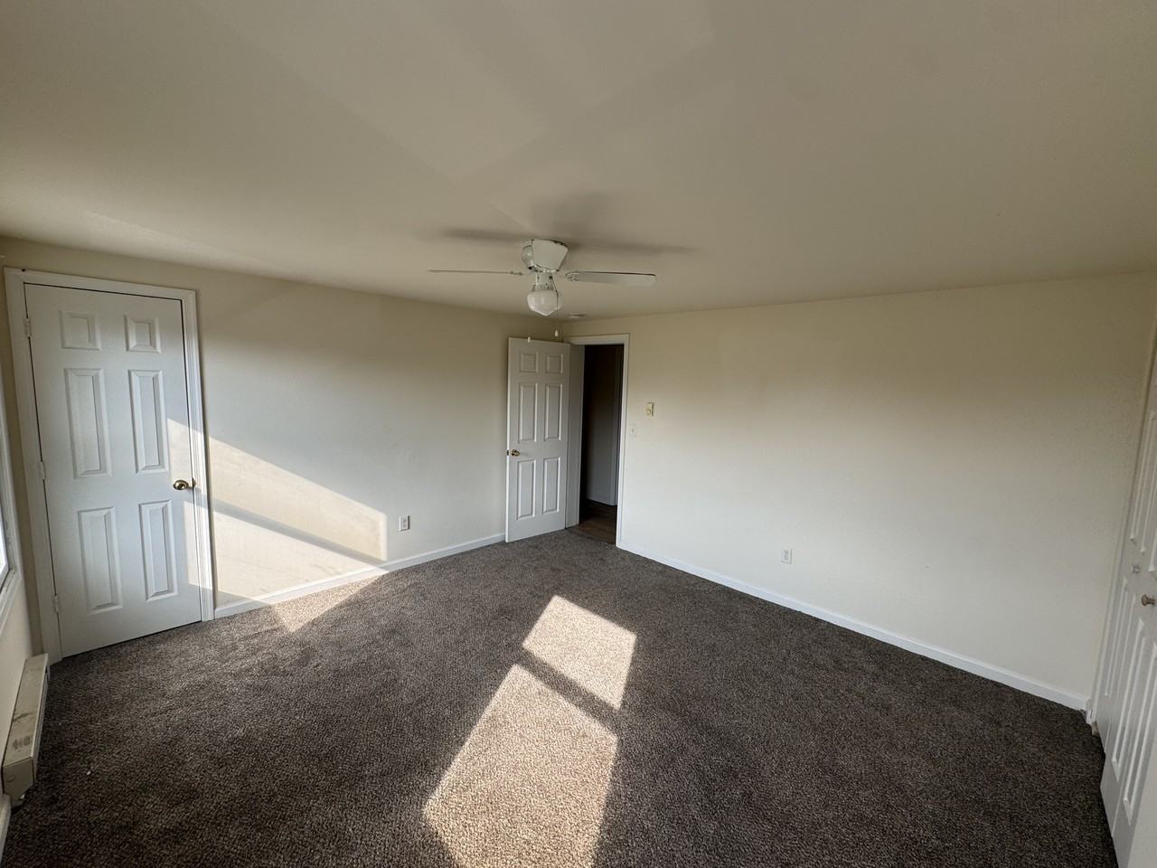 136 3rd St - Photo 6 of 8