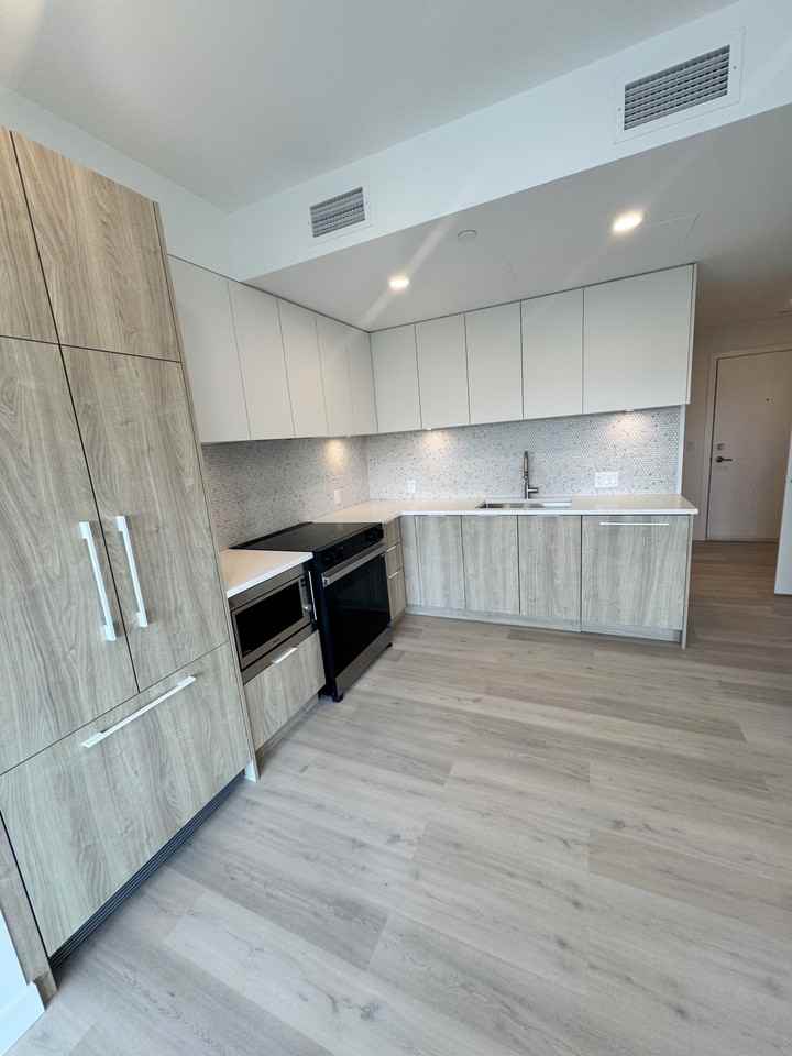1616 Lloyd Avenue #30* - Photo 2 of 12