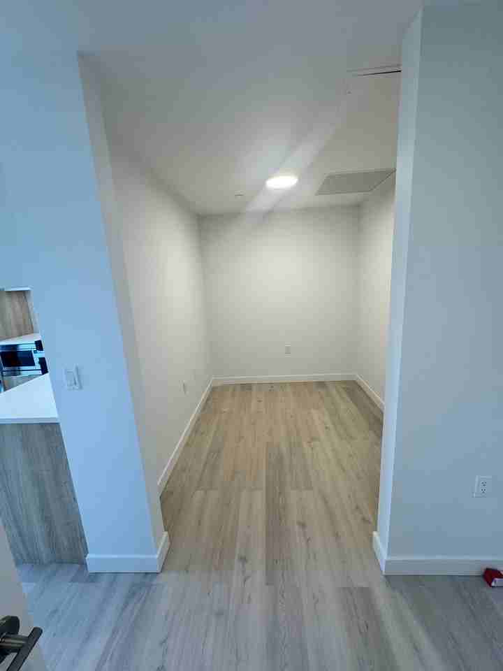1616 Lloyd Avenue #30* - Photo 7 of 12