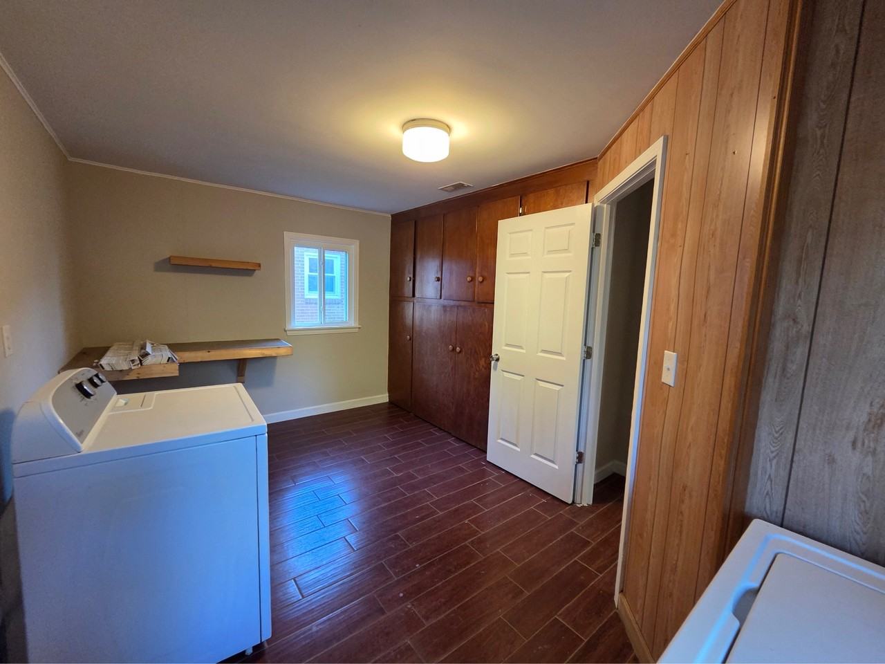 1616 Ryan Ave #1 - Photo 2 of 9