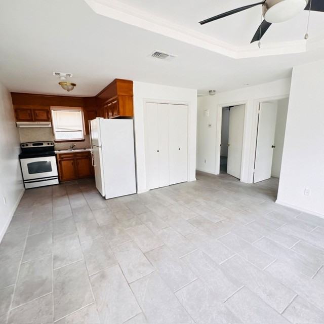 707 N Keralum Ave #3 - Photo 2 of 5