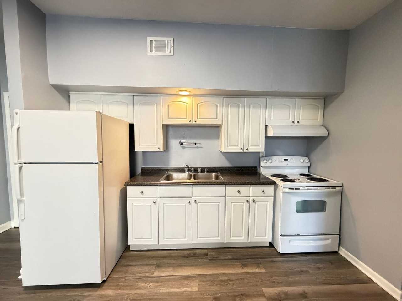 1524 S 4th St - Photo 3 of 31