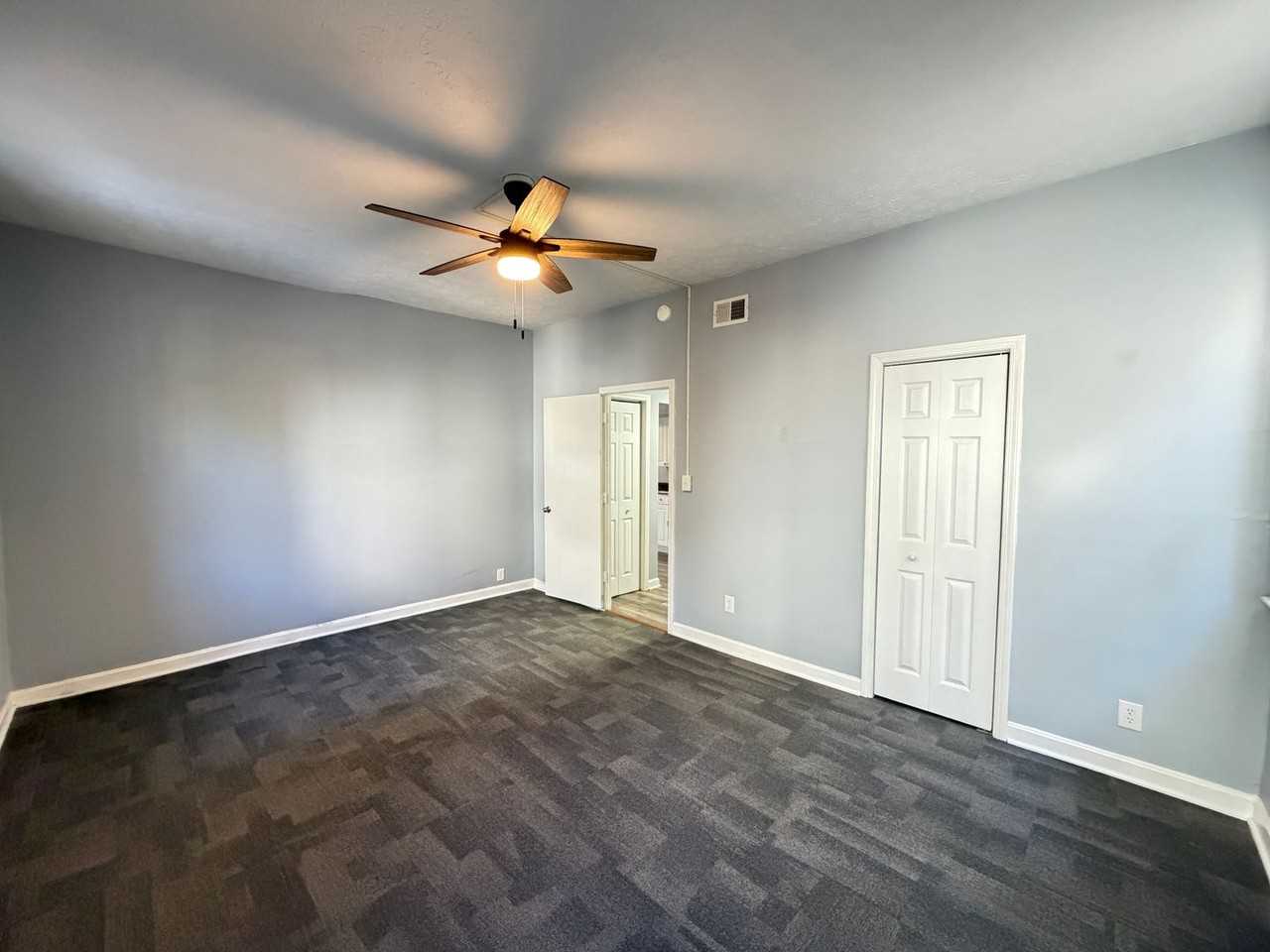 1524 S 4th St - Photo 7 of 31