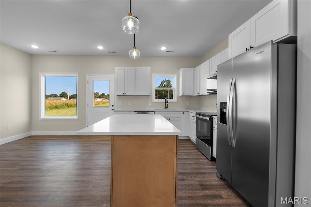 810 Bollweevill Blvd #1 - Photo 5 of 24