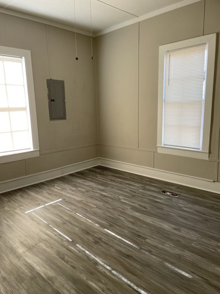 201 Cato St #1 - Photo 3 of 8