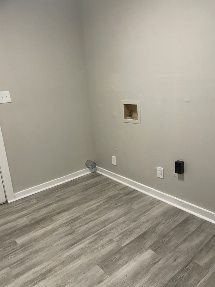 118 Burr St #1 - Photo 3 of 6