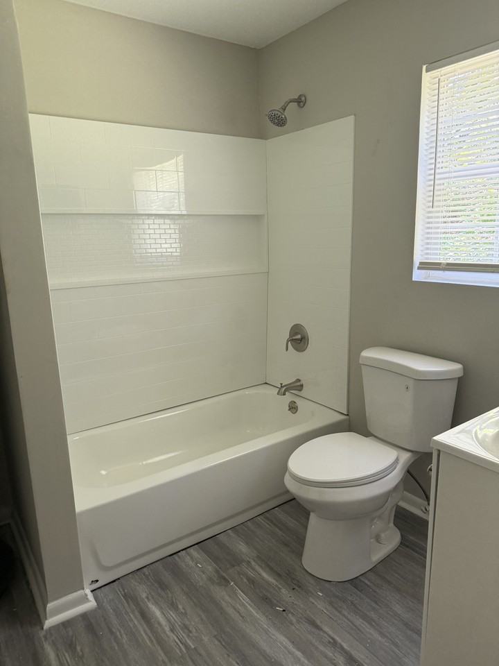 201 Bagley St #1 - Photo 3 of 7