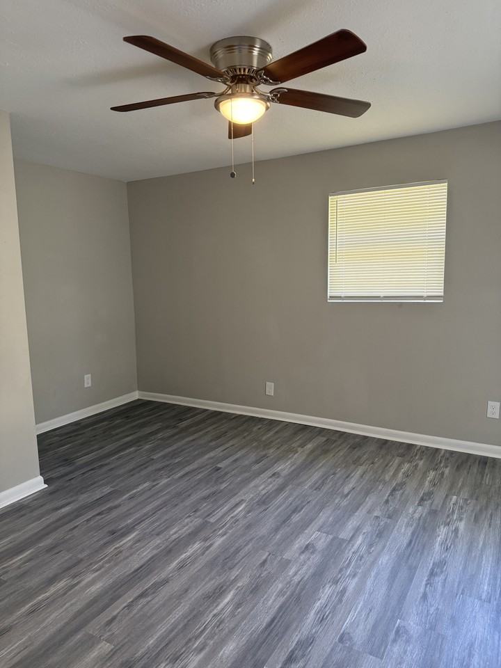201 Bagley St #1 - Photo 7 of 7