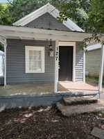 featured image of 127 Foch St #1