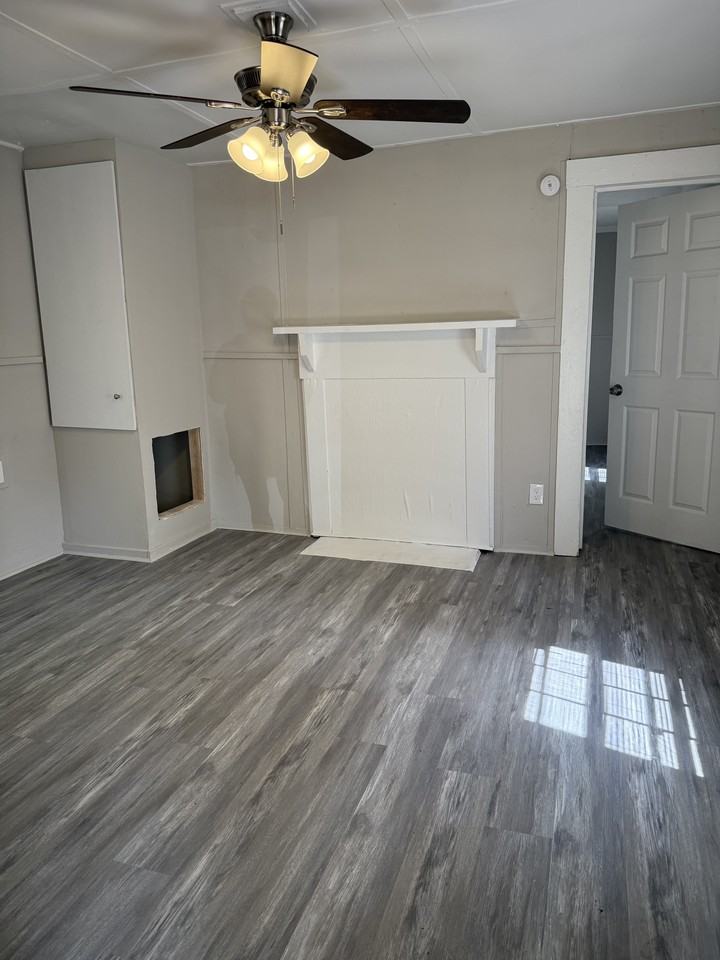 127 Foch St #1 - Photo 6 of 7