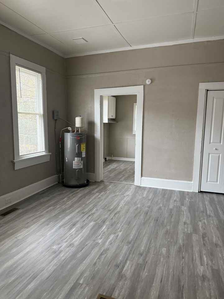 209 Boulevard #1 - Photo 2 of 8