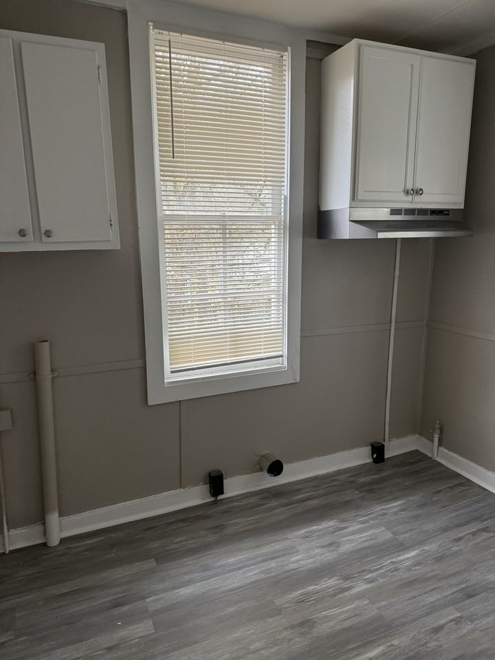 209 Boulevard #1 - Photo 4 of 8