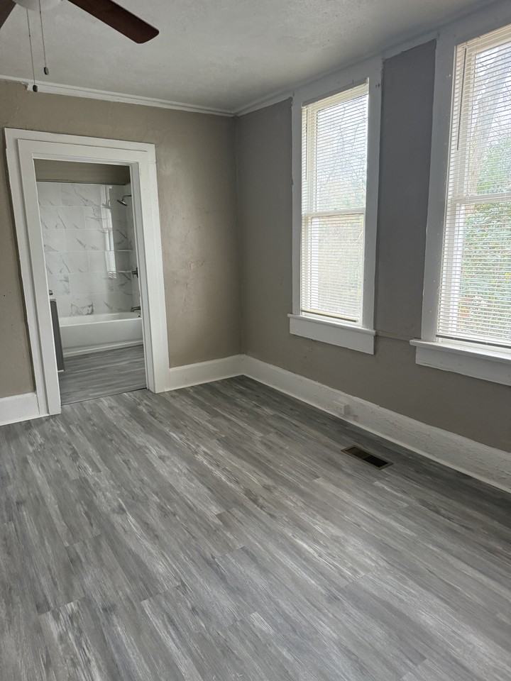 209 Boulevard #1 - Photo 6 of 8