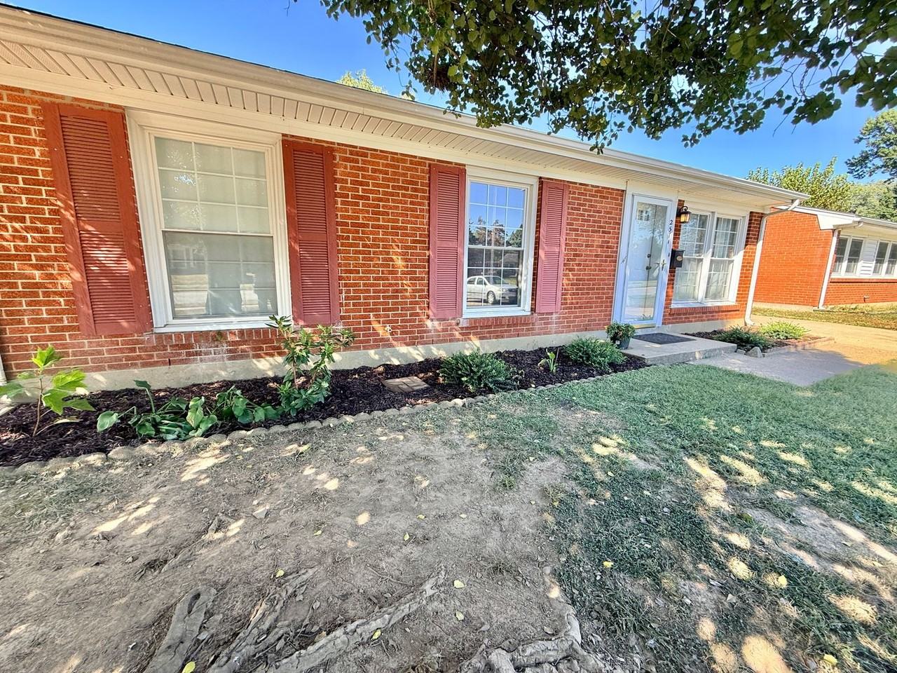 2511 Meadow Dr - Photo 3 of 29