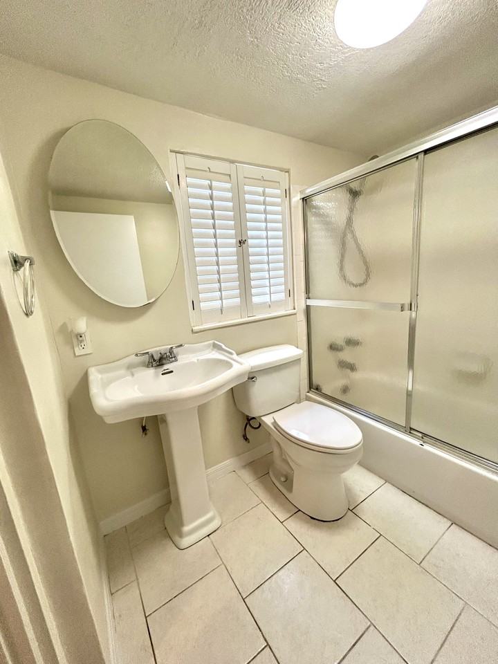 4447 Shirley Ave #4447 - Photo 7 of 14