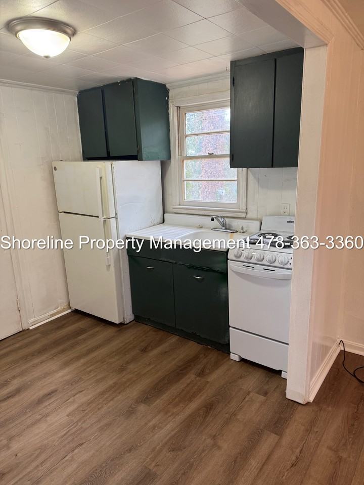 113 Mays Rd Se #1 - Photo 2 of 10
