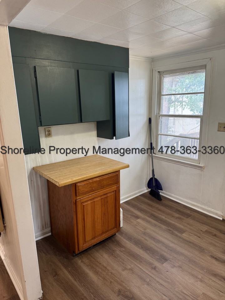 113 Mays Rd Se #1 - Photo 6 of 10