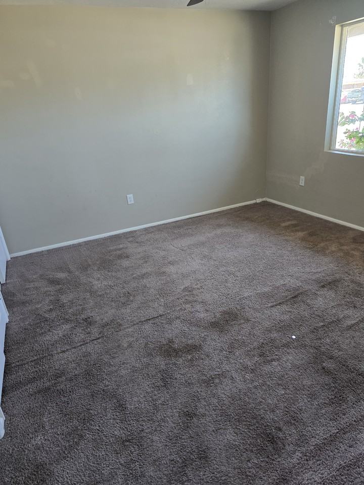 1320 North Park Avenue - Photo 7 of 11