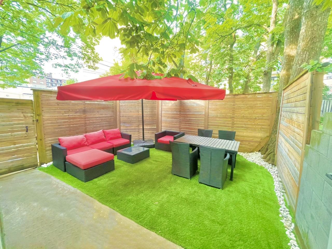 Springhurst Ave - Photo 6 of 10
