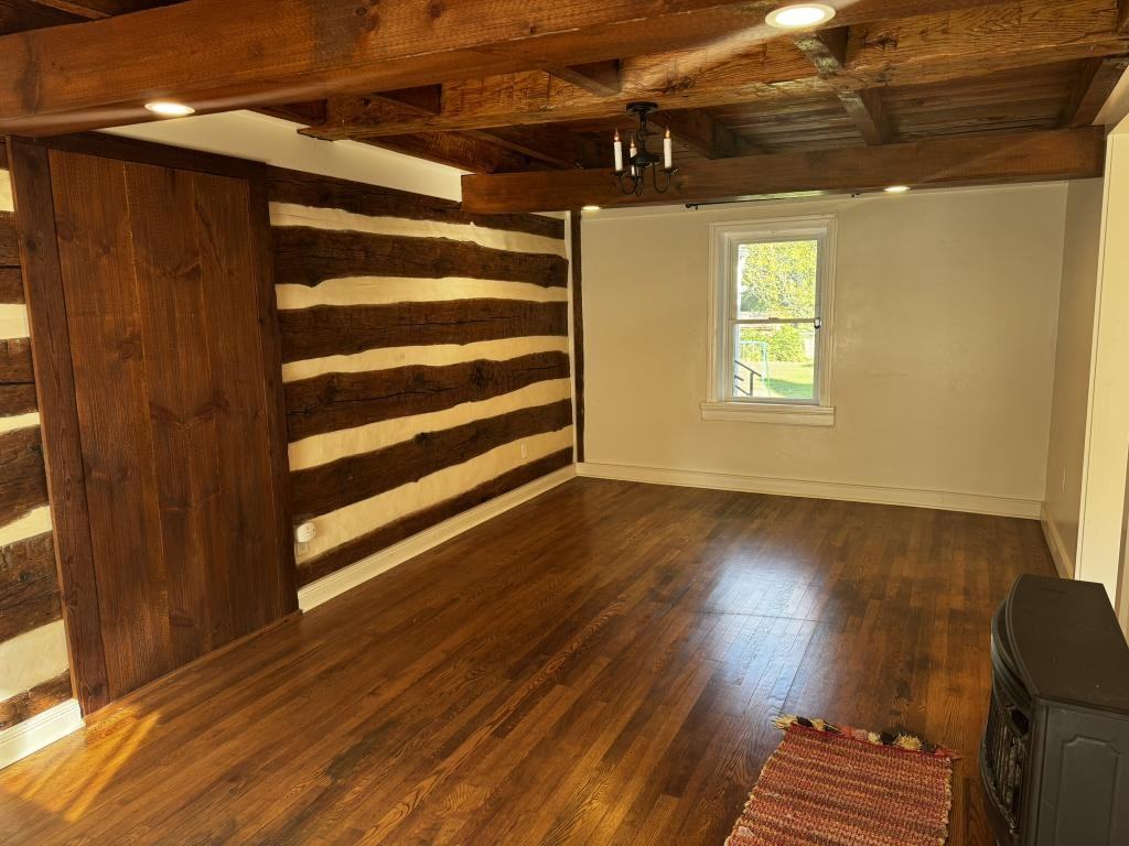 109 S Main St - Photo 6 of 13