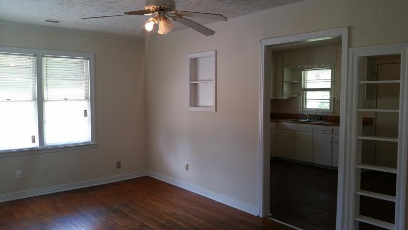 2200 Pulaski Pike Nw - Photo 3 of 10
